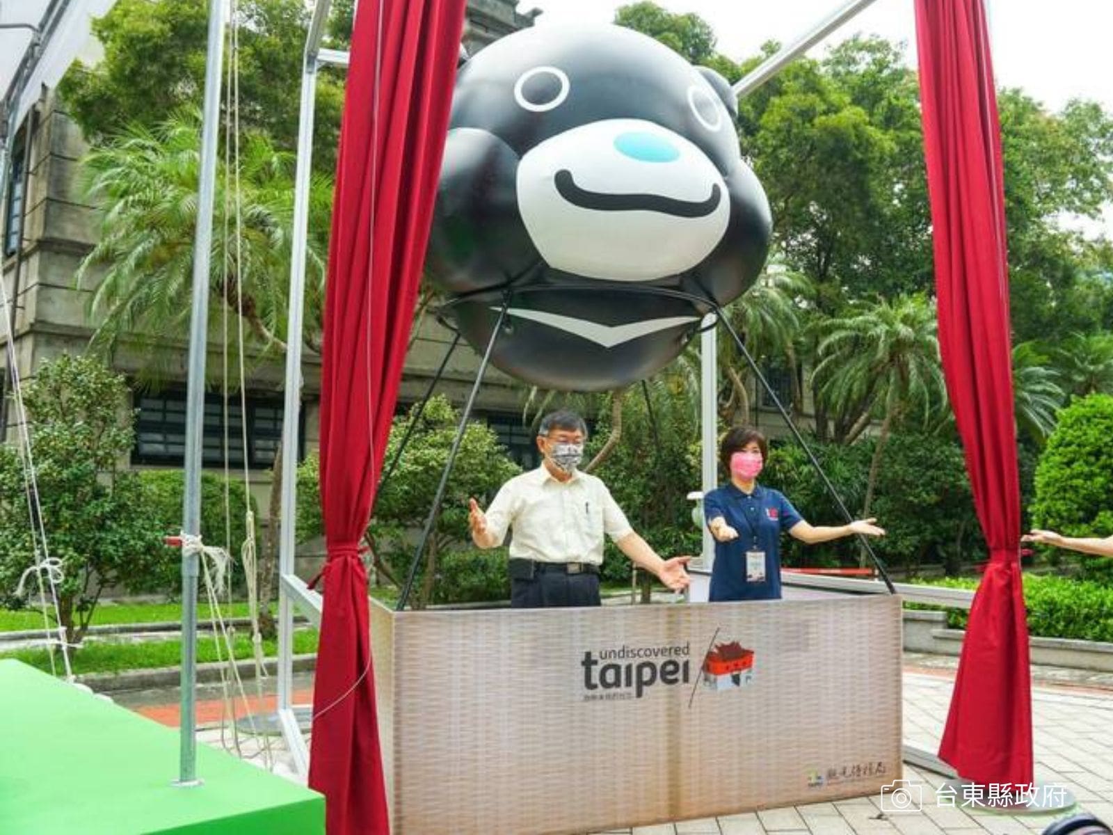 納斯卡活動_客製化啟動儀式台_熱氣球_熊讚